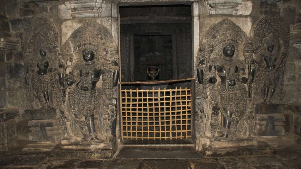 Halebid Temple - Halebidu - Karnataka - India