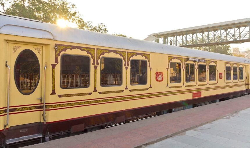 10 des plus beaux voyages en train de luxe en Inde